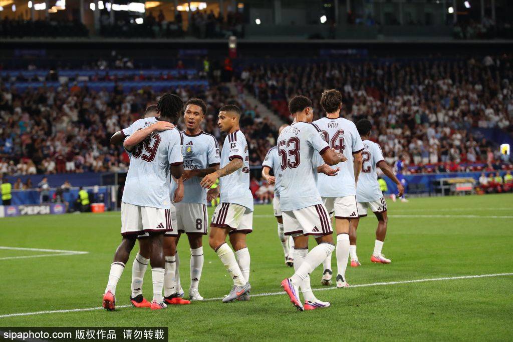 欧洲超级杯决赛：巴黎圣日耳曼2-1阿斯顿维拉